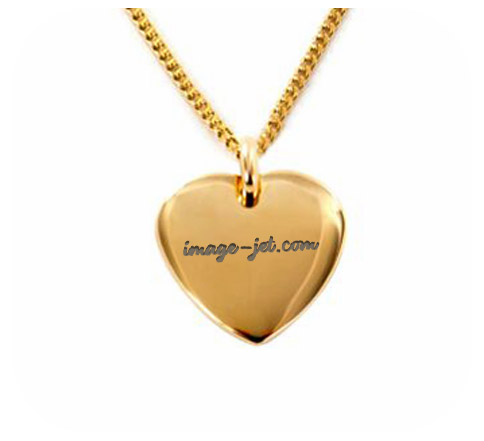 Chainette coeur en plaque arrondie 